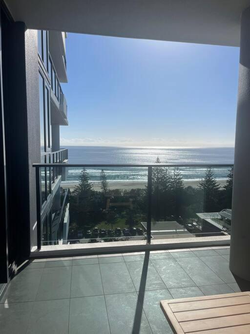 Apartment Burleigh 1 Bed Location Gold Coast